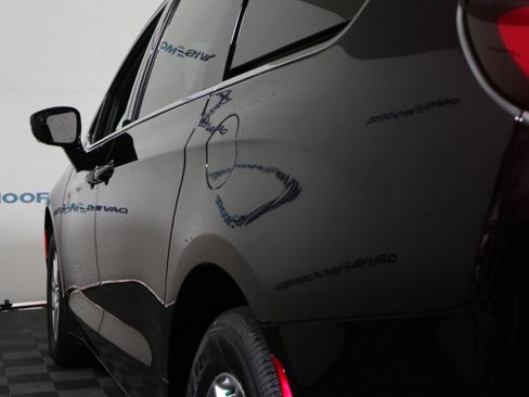 New 2026 Chrysler Pacifica Select image 10