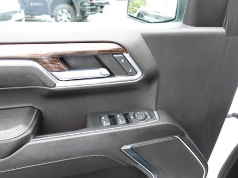 Used 2023 GMC Sierra 1500 Elevation image 16