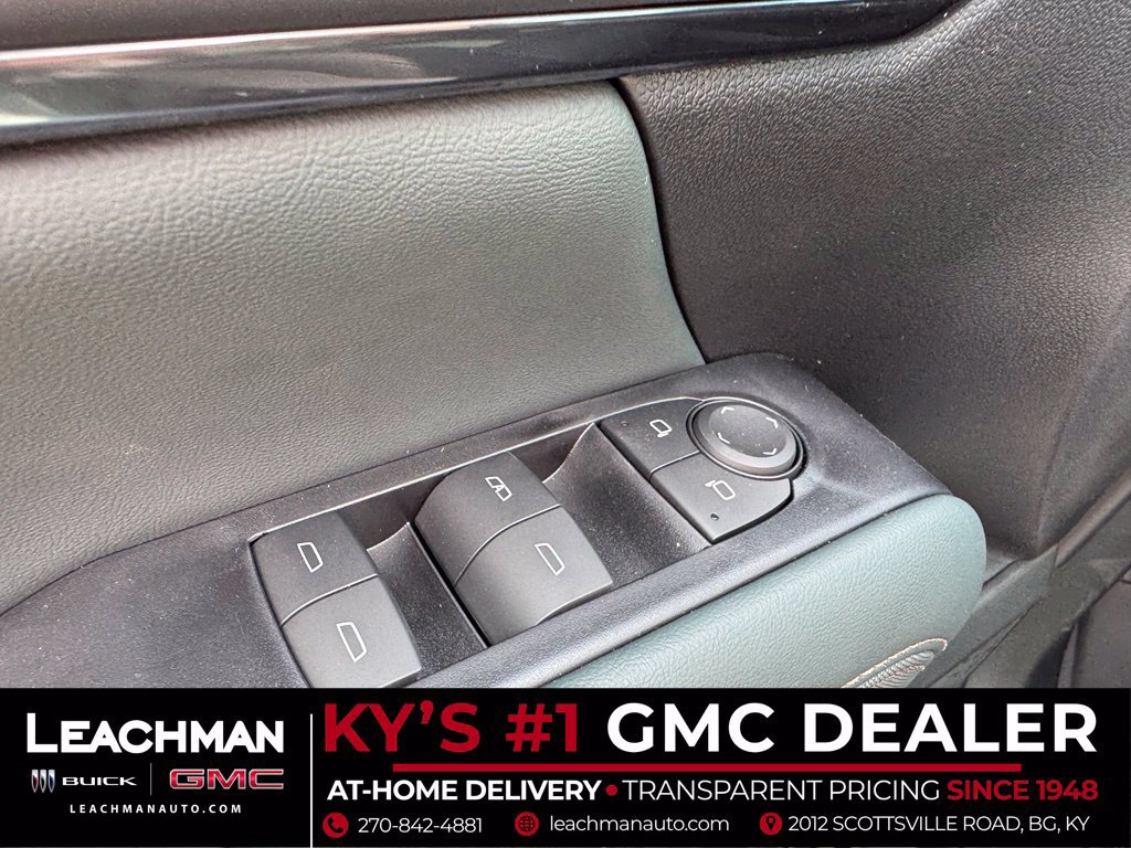 New 2027 GMC Terrain AT4 w/ LPO, Floor Liner Package AWD/4WD image 12
