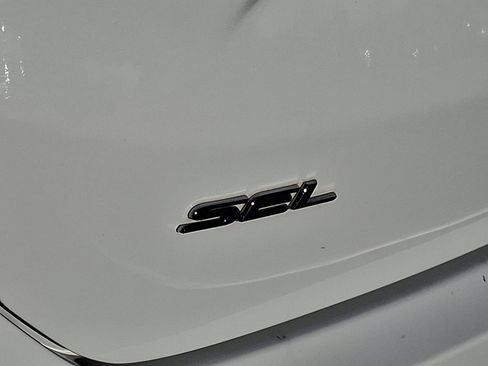 Certified 2024 Ford Edge SEL image 29