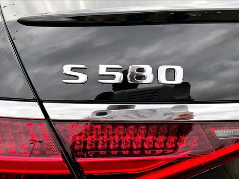 Used 2022 Mercedes-Benz S 580 4MATIC Sedan image 30