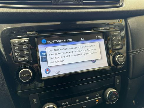 Used 2017 Nissan Rogue SL AWD/4WD image 28