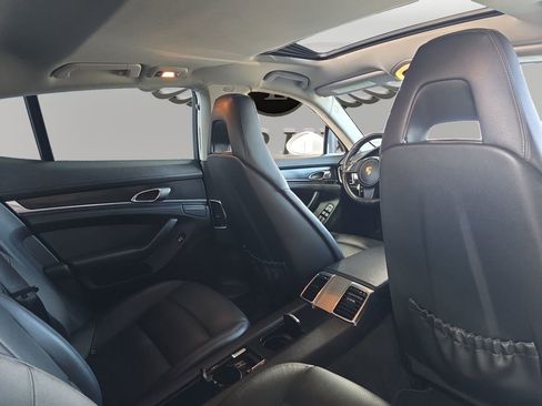 Used 2014 Porsche Panamera image 20