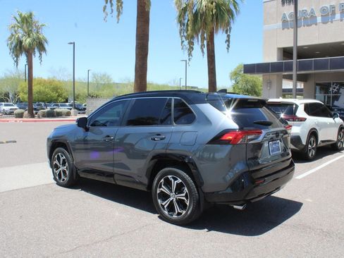 Used 2025 Toyota RAV4 XSE AWD/4WD image 4