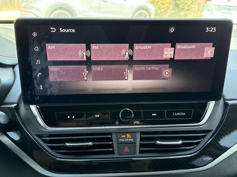 Used 2025 Nissan Altima 2.5 SR w/ SR Premium Package FWD image 24