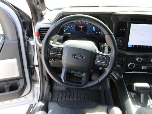 Used 2025 Ford F150 Raptor AWD/4WD image 17