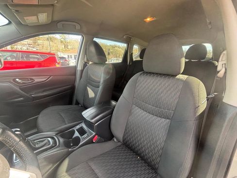 Used 2019 Nissan Rogue S w/ Special Edition Package image 22