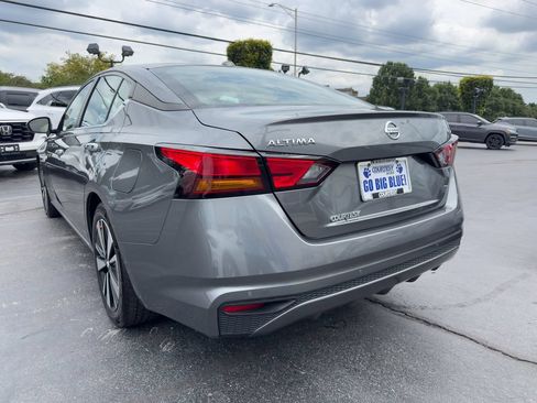 Used 2021 Nissan Altima 2.5 SV FWD image 5