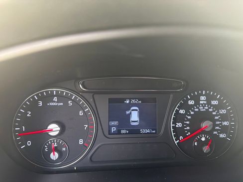 Used 2020 Kia Sorento L FWD image 6