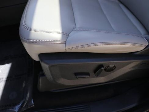 Used 2025 Ford Expedition Active AWD/4WD image 20