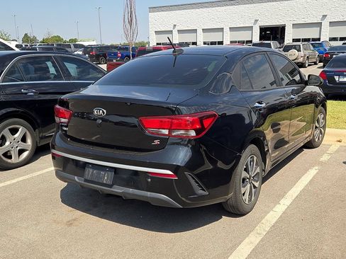 Used 2021 Kia Rio S w/ Technology Package FWD image 3