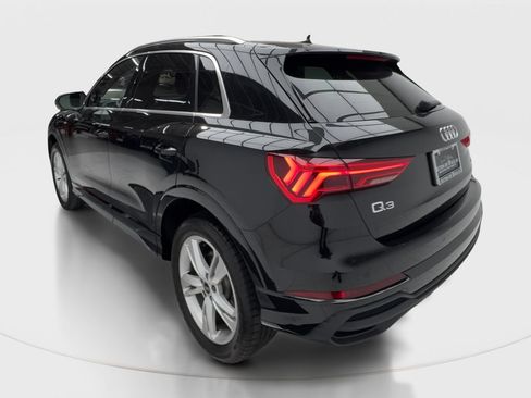 Used 2023 Audi Q3 2.0T Premium w/ Convenience Package AWD/4WD image 10