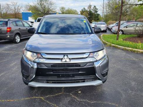 Used 2018 Mitsubishi Outlander ES FWD image 9