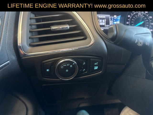 Used 2024 Ford Edge Titanium AWD/4WD image 18