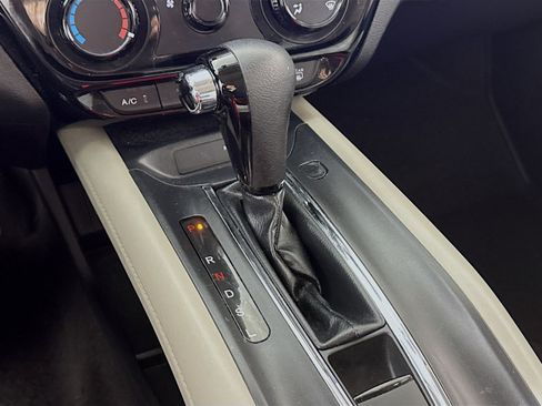 Used 2022 Honda HR-V LX image 17