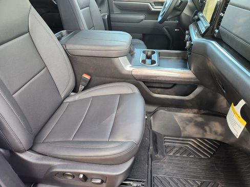 New 2026 Chevrolet Silverado 2500 LTZ w/ Trail Boss Package image 19