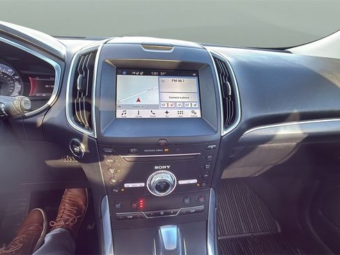 Used 2017 Ford Edge Titanium w/ Equipment Group 302A image 21