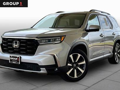 Used 2025 Honda Pilot Elite