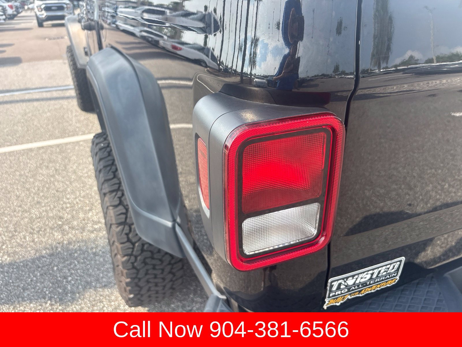 Used 2020 Jeep Gladiator Sport w/ Quick Order Package 24S AWD/4WD image 11