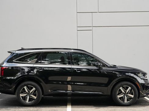 Used 2023 Kia Sorento S w/ Panoramic Sunroof Package FWD image 52