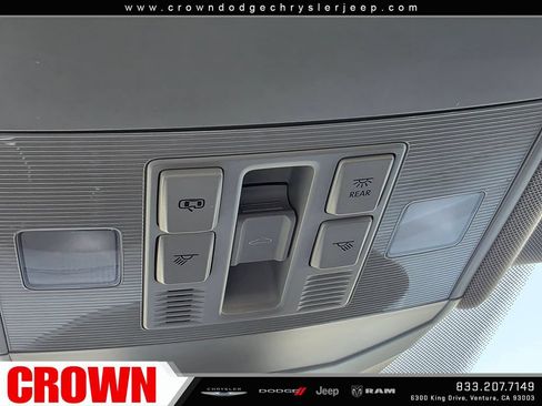 Used 2023 Volkswagen Jetta SEL FWD image 25