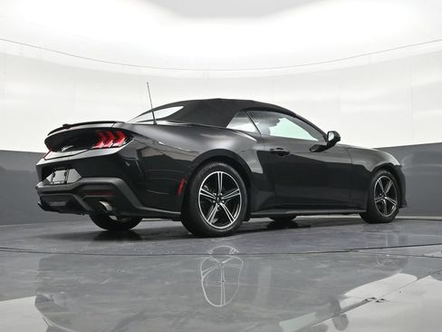 Used 2024 Ford Mustang Premium RWD image 31