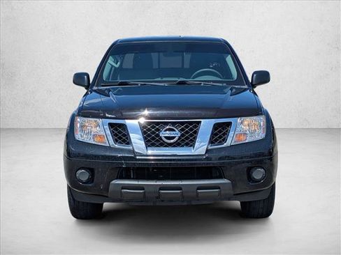 Used 2020 Nissan Frontier SV w/ SV Utility Package RWD image 2