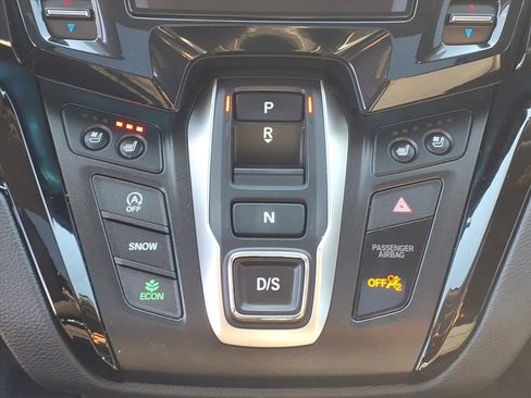 Used 2024 Honda Odyssey Elite image 9