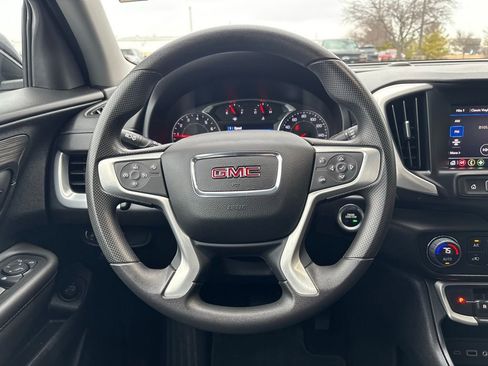 Used 2023 GMC Terrain SLE w/ Driver Convenience Package image 24