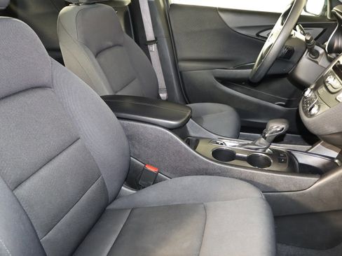 Used 2024 Chevrolet Malibu LT image 42