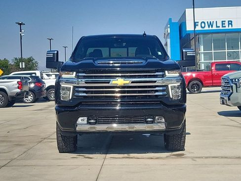 Used 2022 Chevrolet Silverado 2500 High Country w/ Technology Package AWD/4WD image 3