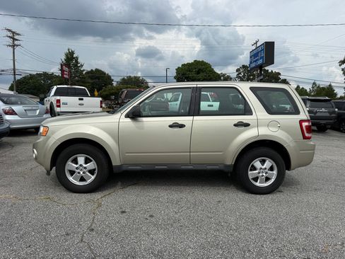 Used 2012 Ford Escape XLS FWD image 4