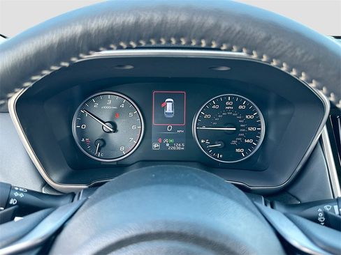 Used 2024 Subaru Outback Limited w/ Popular Package #2 image 12