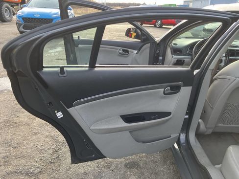 Used 2007 Saturn Aura XE w/ Premium Trim Pkg image 16