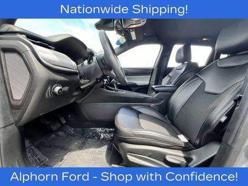 Used 2024 Jeep Compass Latitude AWD/4WD image 25