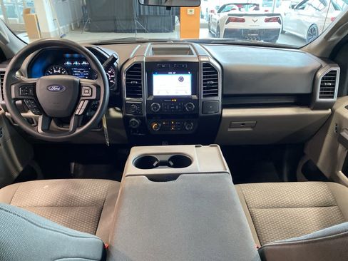 Used 2019 Ford F150 XLT w/ Trailer Tow Package image 14