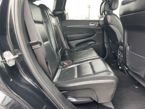 Used 2020 Jeep Grand Cherokee Limited image 20