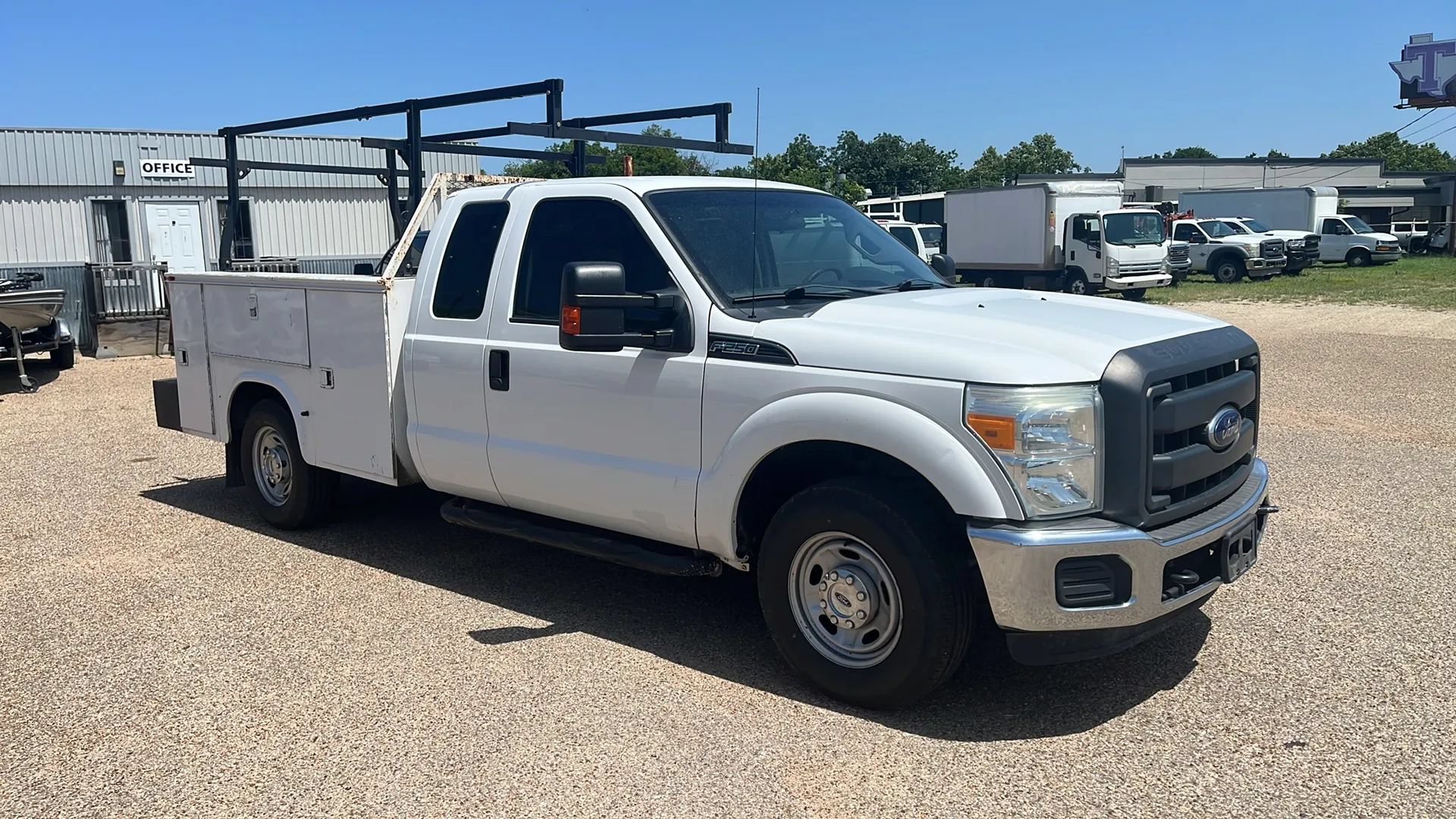 Used 2015 Ford F250 XL w/ Power Equipment Group RWD image 5