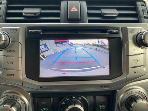 Used 2014 Toyota 4Runner SR5 image 16