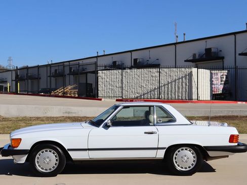 Used 1988 Mercedes-Benz 560 SL image 9