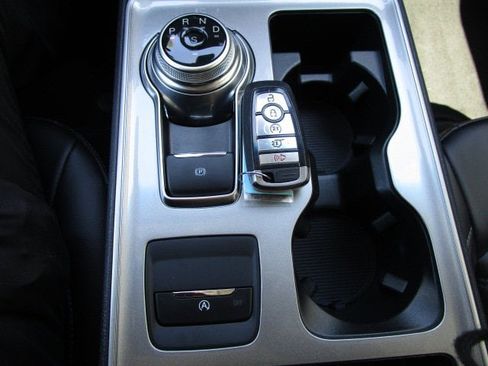 Used 2023 Ford Edge SEL w/ Convenience Package AWD/4WD image 19