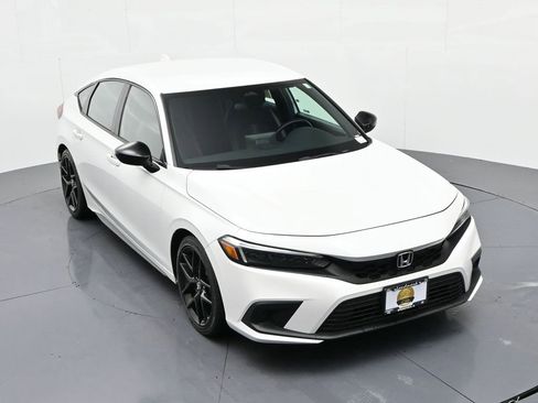 Used 2022 Honda Civic Sport image 15