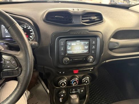 Certified 2017 Jeep Renegade Altitude AWD/4WD image 46