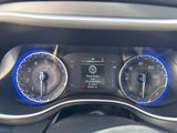 Used 2020 Chrysler Pacifica Touring image 4