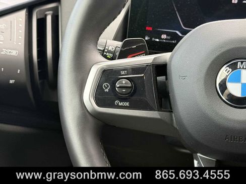 Used 2025 BMW X3 xDrive30i w/ Premium Package image 18