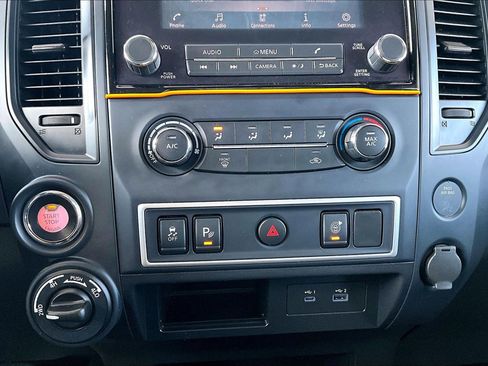 Used 2021 Nissan Titan S w/ S Utility Package image 16
