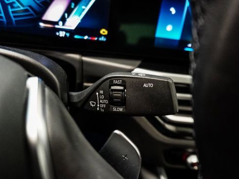 Used 2023 BMW 330i xDrive 330i xDrive w/ Driving Assistance Package image 20