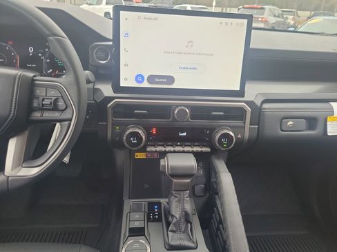 Certified 2025 Toyota 4Runner Limited image 22