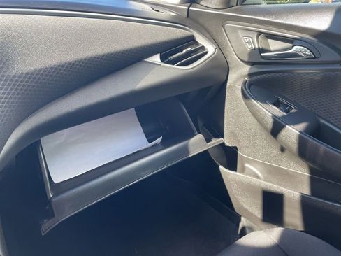 Used 2024 Chevrolet Malibu LT image 35