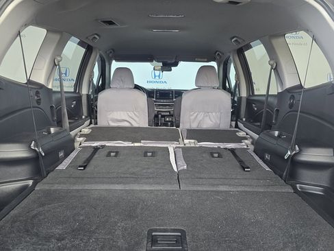 Used 2019 Honda Pilot LX image 36